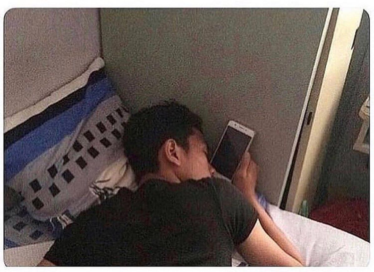 ComedyPosts's tweet photo. "Are you awake?" 
Me: yeah 
Me after hitting send: https://t.co/IUh5AdZE9N