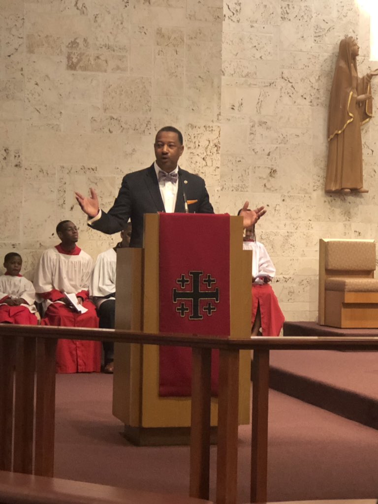 miami_alphas's tweet photo. Thank you to the Church of the Incarnation for hosting another great service dedicated to our dear Brother Dr. Martin Luther King Jr. & our guest speaker Bro. Dr. Jaffus Hardrick, Interim President of Florida Memorial University. #MLKweekend2019 #MiamiAlphas https://t.co/fpxE04PU9m