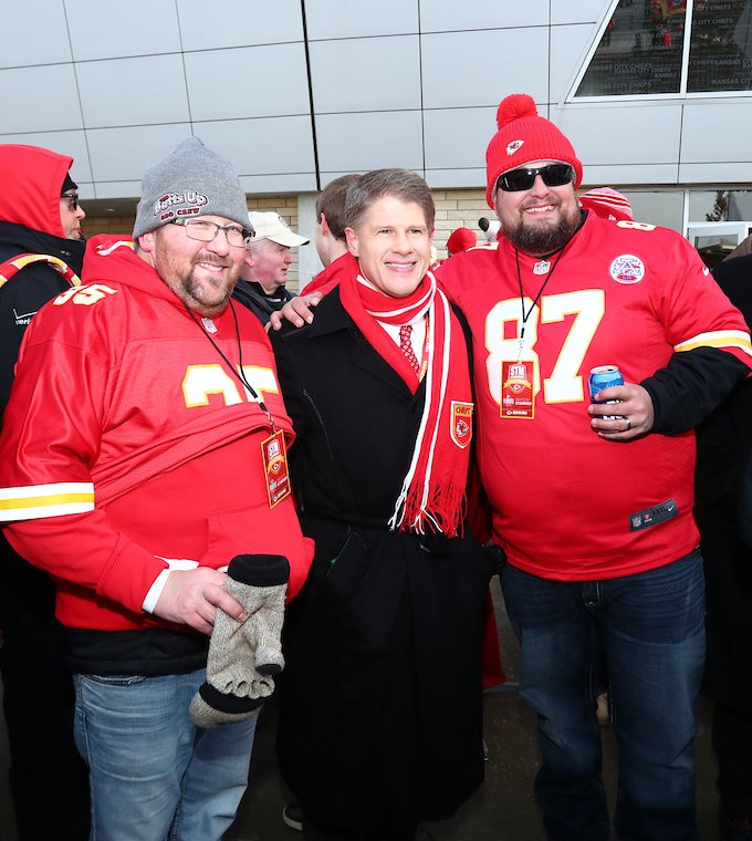 Chiefs's tweet photo. #ChiefsKingdom https://t.co/DY2YdCL7Ho