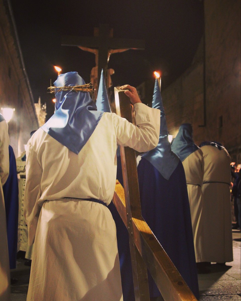ssantasalamanca's tweet photo. #Recordando #SSanta2014 #Salamanca @VCSalamanca
#SemanaSanta #SSantaSalamanca #LunesSanto #Doctrinos https://t.co/I8HVQ9tGvJ