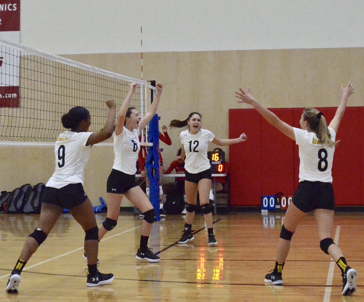KMACandHeating's tweet image. Shockers Volleyball #MoodyGirls
@jensennmoody 
@Moody_1235 
@jazmine_mason04 @shockersvb