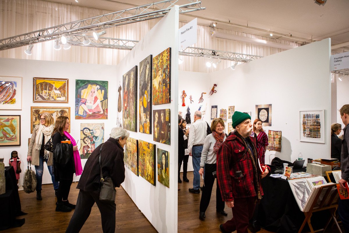 OutsiderArtFair's tweet photo. So much to see!!
#outsiderartfair
#oafny2019 https://t.co/KdV2ohPqs8