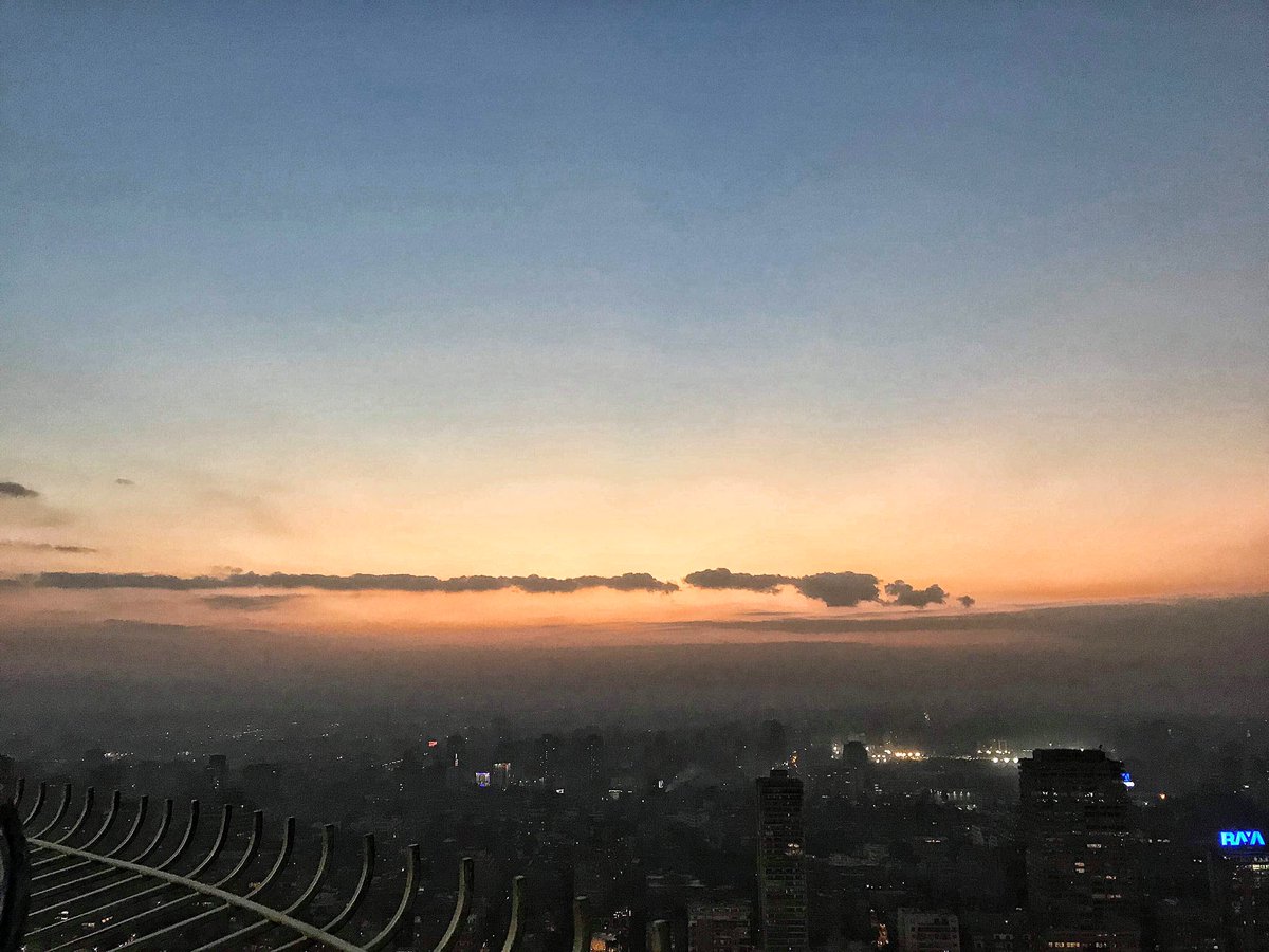 MaNnozzzz's tweet photo. The view 🖤🌎 #cairo_tower https://t.co/aH2hxxVMBG