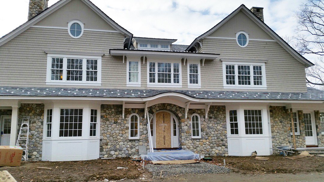 NBSBridgeport's tweet photo. Take a look at this stunning project completed in New Canaan by our very own Rocco Gulli! We love how this home turned out. 

#northeastbuildingsupply #bridgeportlumber #homeimprovement #homerepair #homedesign https://t.co/wRrzsmsbY6