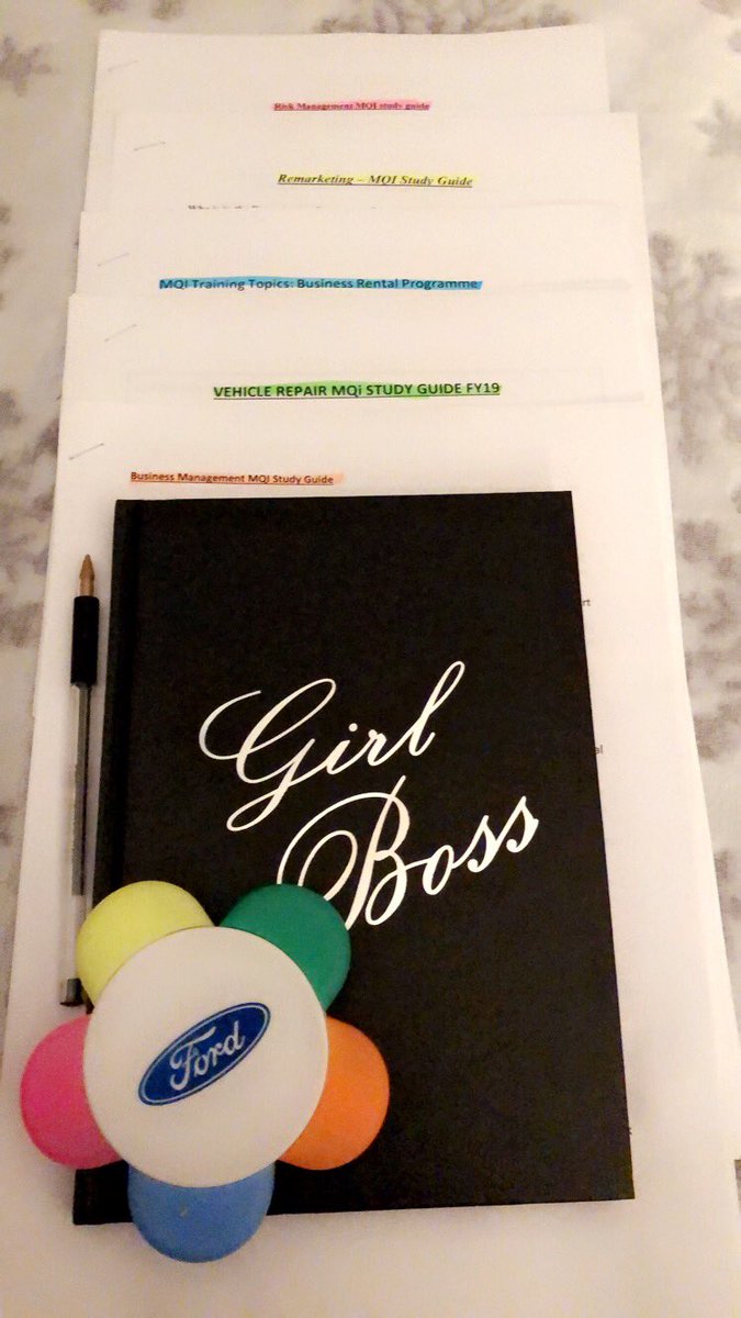 Bronwyn_ERAC's tweet photo. Sunday evening prep before a crazy week of learning &amp; networking 💪🏻📚 colour-coded and ready to learn 🤓 #mqiprep #playhardpracticeharder https://t.co/GoUmG1oyZ5