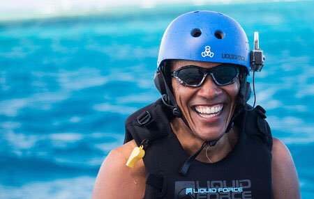 ShagHeadMafia's tweet photo. THIS NIGGA @BarackObama OUT HERE JUST LIVING HIS BEST LIFE🙄😒NIGGA YOU BETTER COME HELP US TF🤦🏾‍♂️😂😭 #3LYSalute #YKWTFGO https://t.co/o0cPI5tBH2