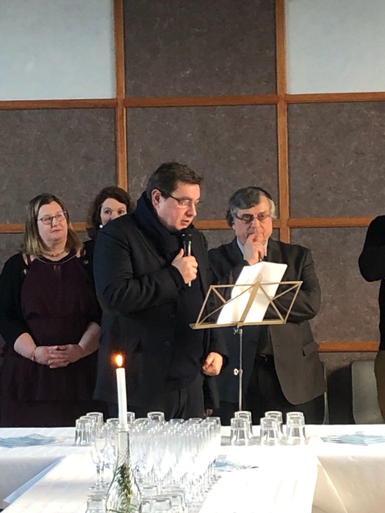 SDecayeux's tweet photo. Après Buigny-Saint-Maclou,Caours, Domvast,Canchy,Vauchelles-les-Quesnoy , la cérémonie de Neuilly l’hôpital ce matin . Content de partager avec vous la vie de votre commune en toute simplicité. @CaroleBizet  @OxeyeNavy https://t.co/gODa5zXDTF
