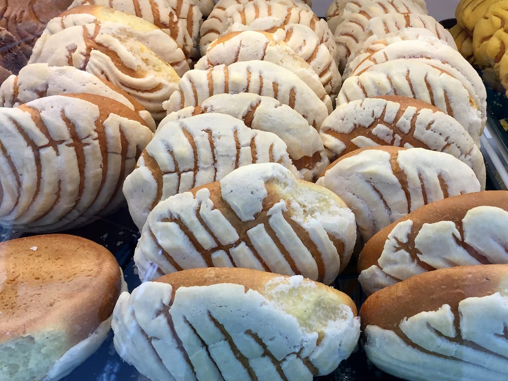 OU_MLLL's tweet image. An information session for OU in Puebla with FREE PAN DULCE will be held in Bizzell Library near the Bookmark from 9:30 to 11 on Monday, February 11!