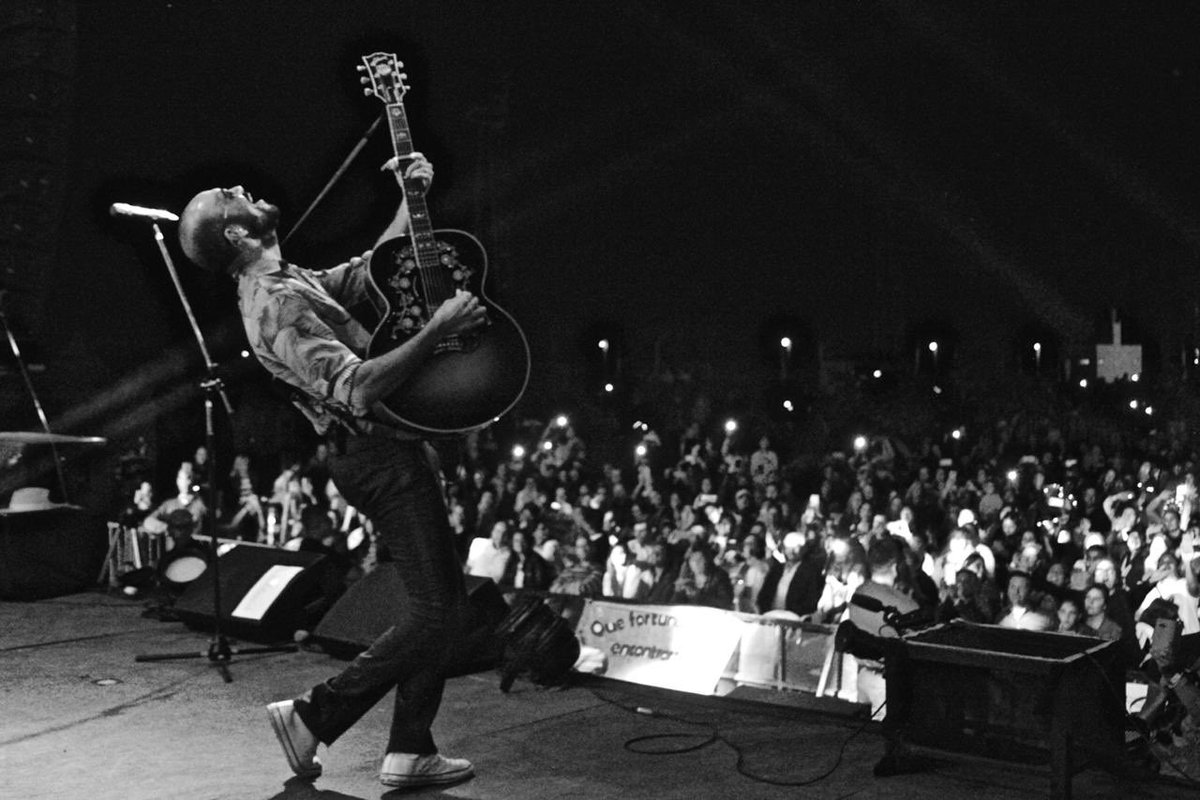 AbelPintos's tweet photo. ¡Buenas! 

Anoche canté en Guatraché, La pampa, en la fiesta provincial del turismo. Nos tocó una noche hermosa. Gracias a todos los que nos acompañaron. Hoy ya estamos en Santa María de Punilla y vamos a por otro concierto de esta hermosa gira de verano. ♥️ 

@Pablofaro https://t.co/jF5tU38WiR