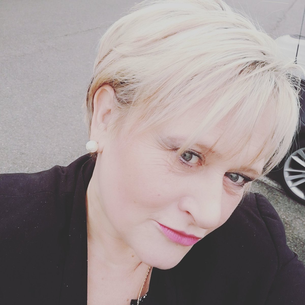 NathalieStr's tweet photo. #NouvellePhotoDeProfil https://t.co/wXg6ZeCpdO