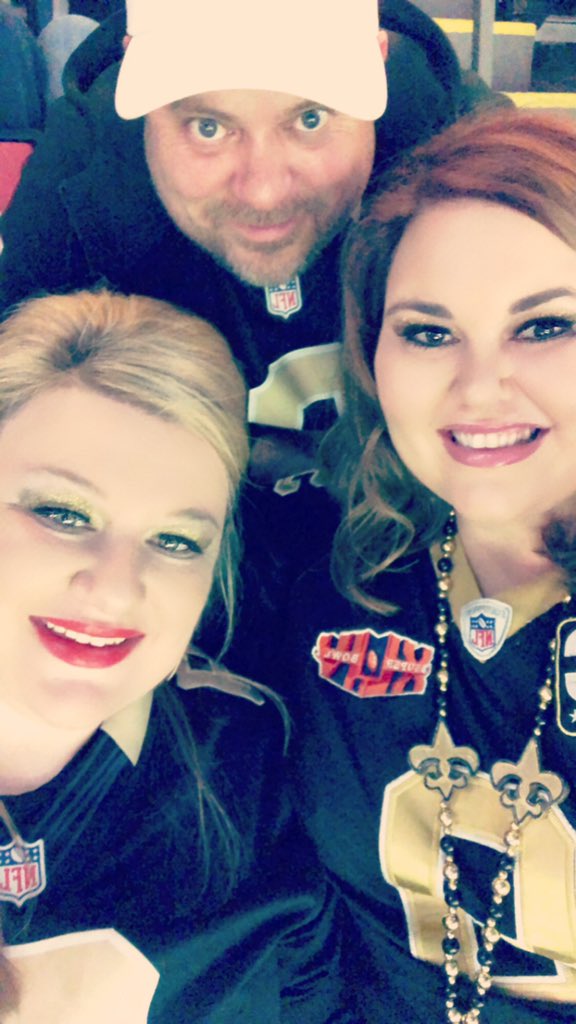 JulesD1984's tweet photo. #SaintsGameday #BeatTheRams #NFCChampionship #HomeInTheDome #WhoDat #blackandgold https://t.co/HRpDqgYaiy