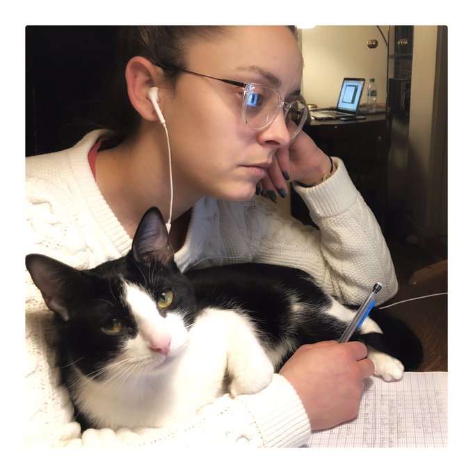 Et &ccedil;a bosse 😴 https://t.co/qayFCCsRe1<a href="/tag/malaisant"class="tags"><span>#malaisant</span></a>