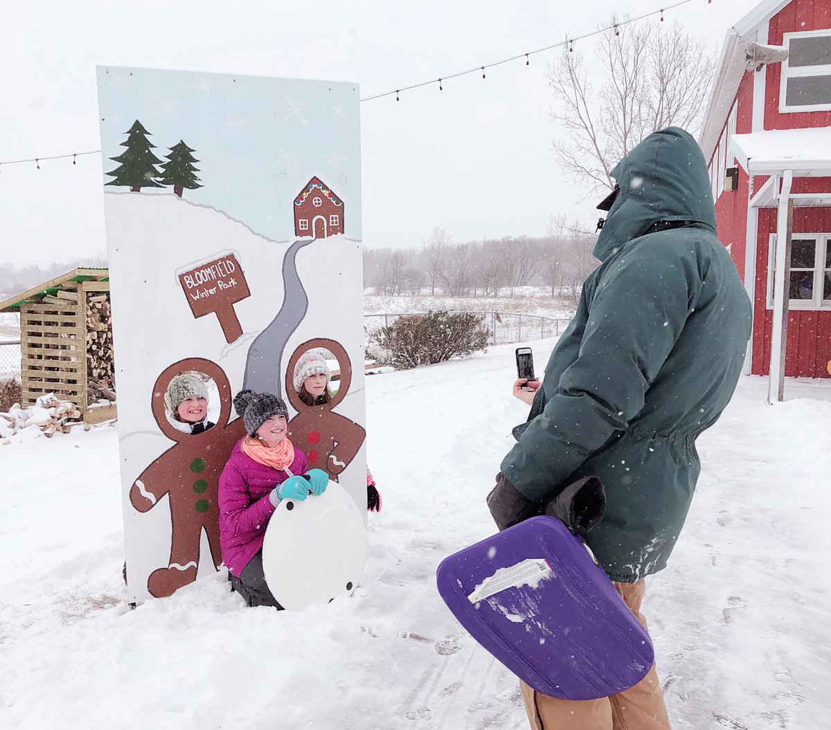 Fresh new snow for fresh new faces! Bring a friend, sled and some skates! We are open from 12-8, $5 admission, kiddos under 2 are free! Come out and enjoy this #PureMichigan winter! #bloomfieldwinterpark #bowersschoolfarm