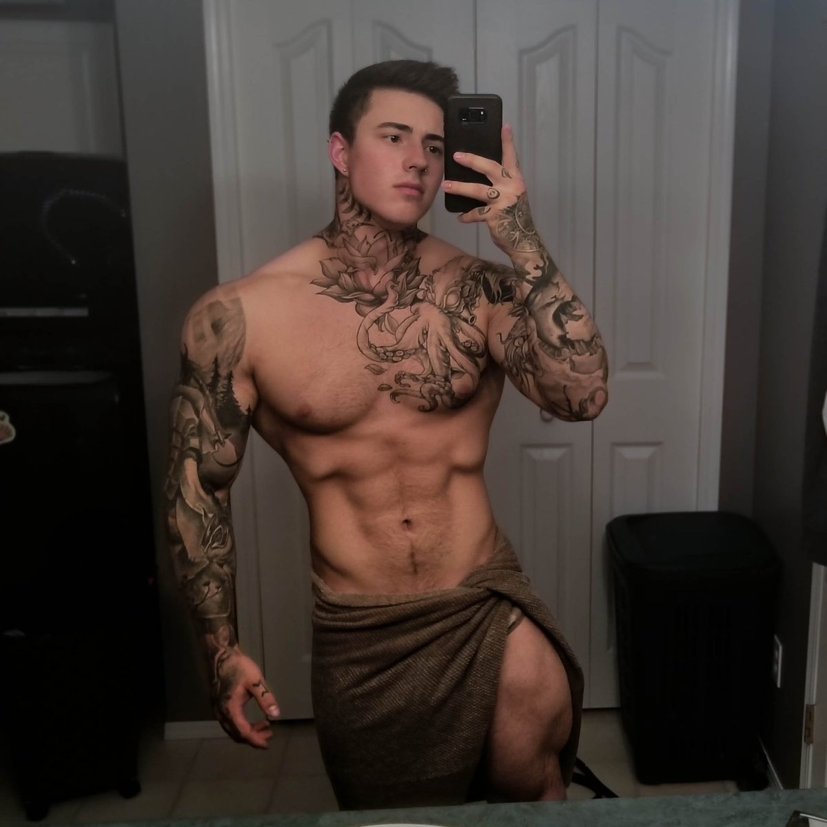 http://Onlyfans.com/Jakipz.