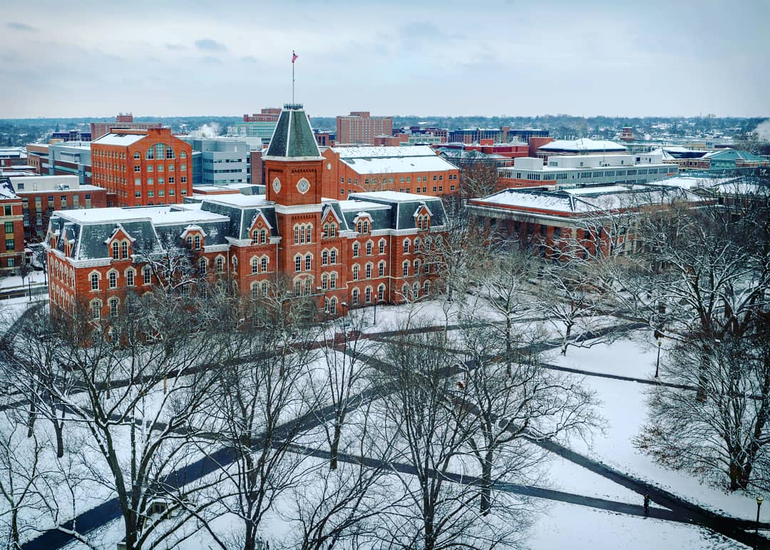 OhioState's tweet photo. It doesn't get much better than this! 😍
📷: Xuejun Huang https://t.co/BgMSQwyzlU