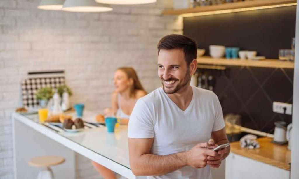 'One reason people install smart home tech is to show off to their friends' buff.ly/2CT2bRd #IoT