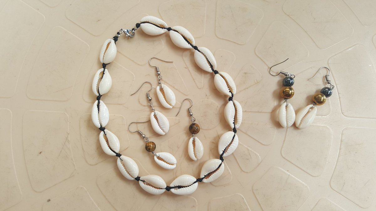 OnuiEssentials's tweet photo. More cowries😍😍😍 https://t.co/k7kMsjqGaw