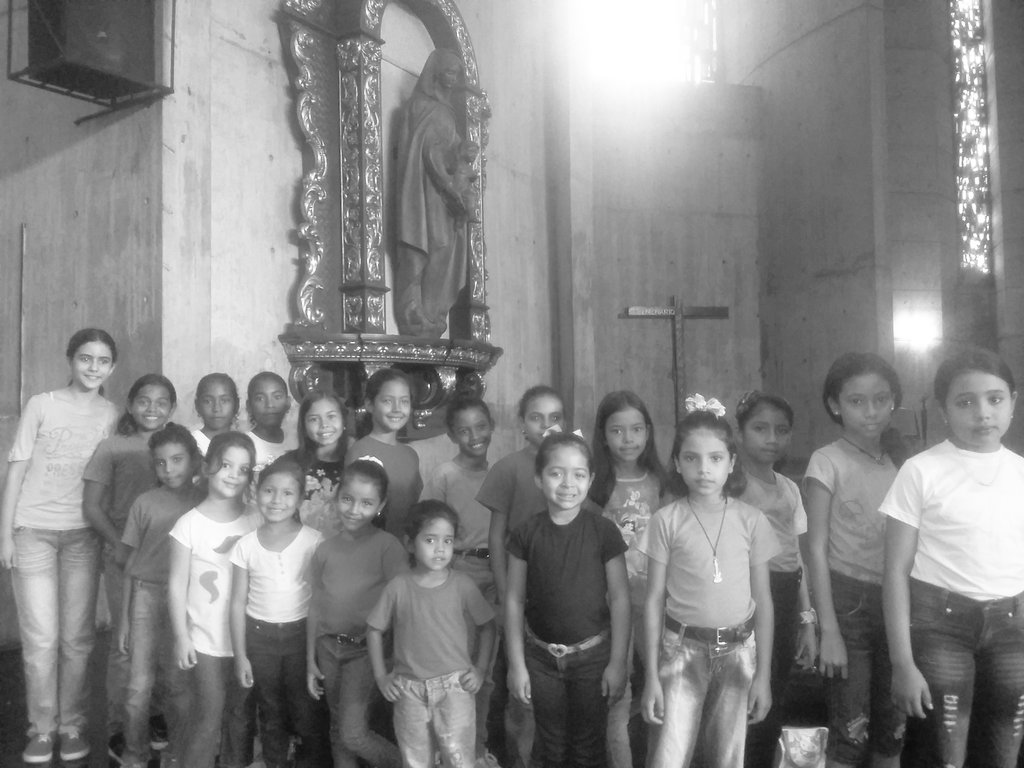 Nuestra Pequeña Schola Voces de Yaracuy te dan la Bienvenida. 
Audiciones a niños  y niñas entre los 6 a 11 años. 
Información  por el número 04245853812.