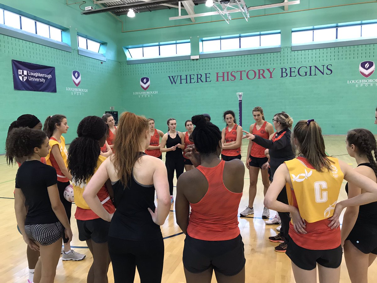 LauraMc_TM's tweet image. What a weekend for the @EnglandNetball Vitality🌹s 👏🏽🥳
Our @NetballU17 &amp;amp; @U19Netball were cheering you on from Loughborough whilst having a busy weekend themselves! 
#U17NETrials #StrengthTesting 🏋🏽‍♀️ #Matchplay #YoungRoses
Thanks to @WaspsNetAcademy 💪🏽👊🏽🙌🏽
#RosesRISING 🏅🏐🌹