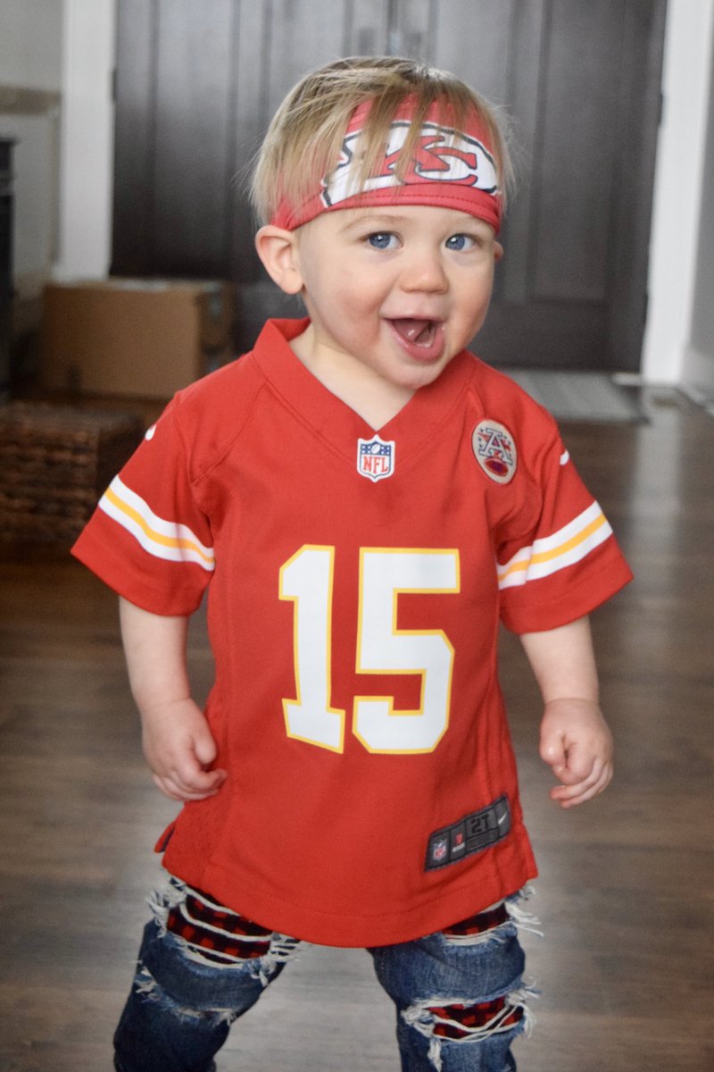 genafrench14's tweet photo. Ready for the game tonight! #Letsroll #ChiefsKingdom https://t.co/rXwhPe3gs3