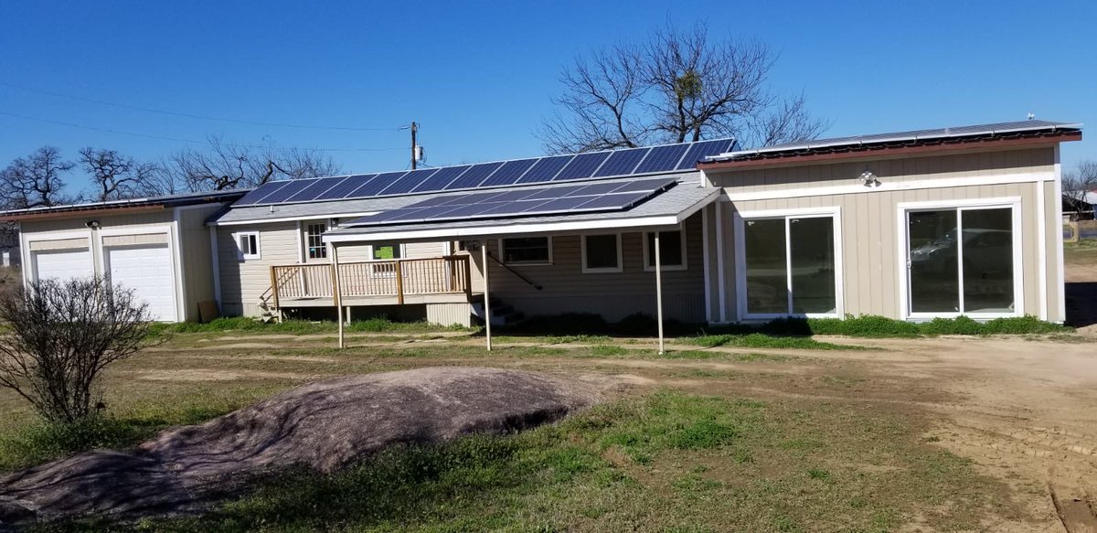 SungoldProperty's tweet photo. #Kingsland 4331 Skyline Drive - AVAILABLE  🏡 Large Home 8 Rooms or 4 Bedrooms / 2 Bath, Central Air / Heat, Electrcity included up to
$ 150 , could also be 2 Duplex Units , Rent $1150 / Monthly - #commercial space, #office 
Details ➡ https://t.co/AxodmzIzUp https://t.co/kmQqrJYDke