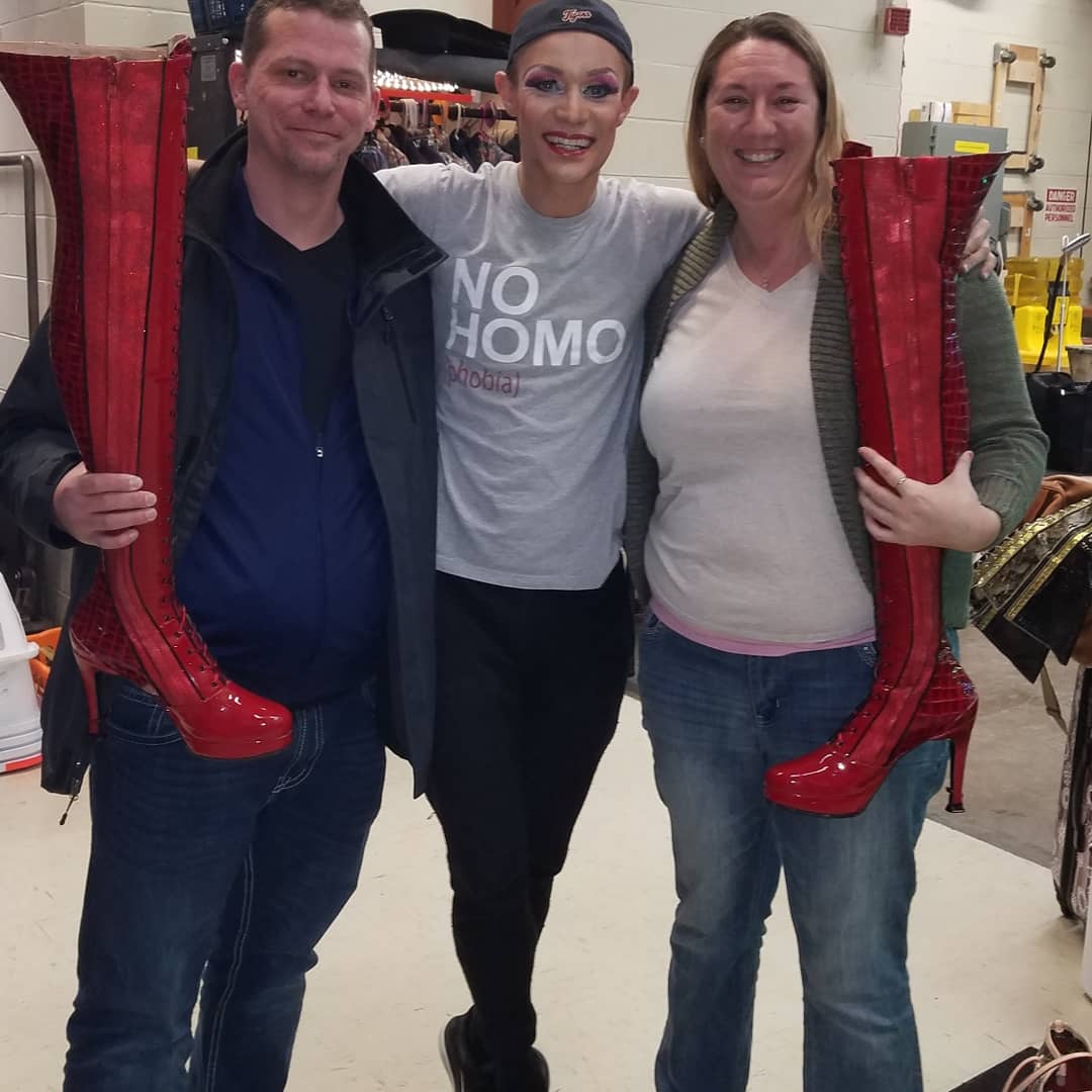 MandyPaulson13's tweet photo. Pictures of Jacob's boots as he got us backstage. https://t.co/kdKRy9IklR