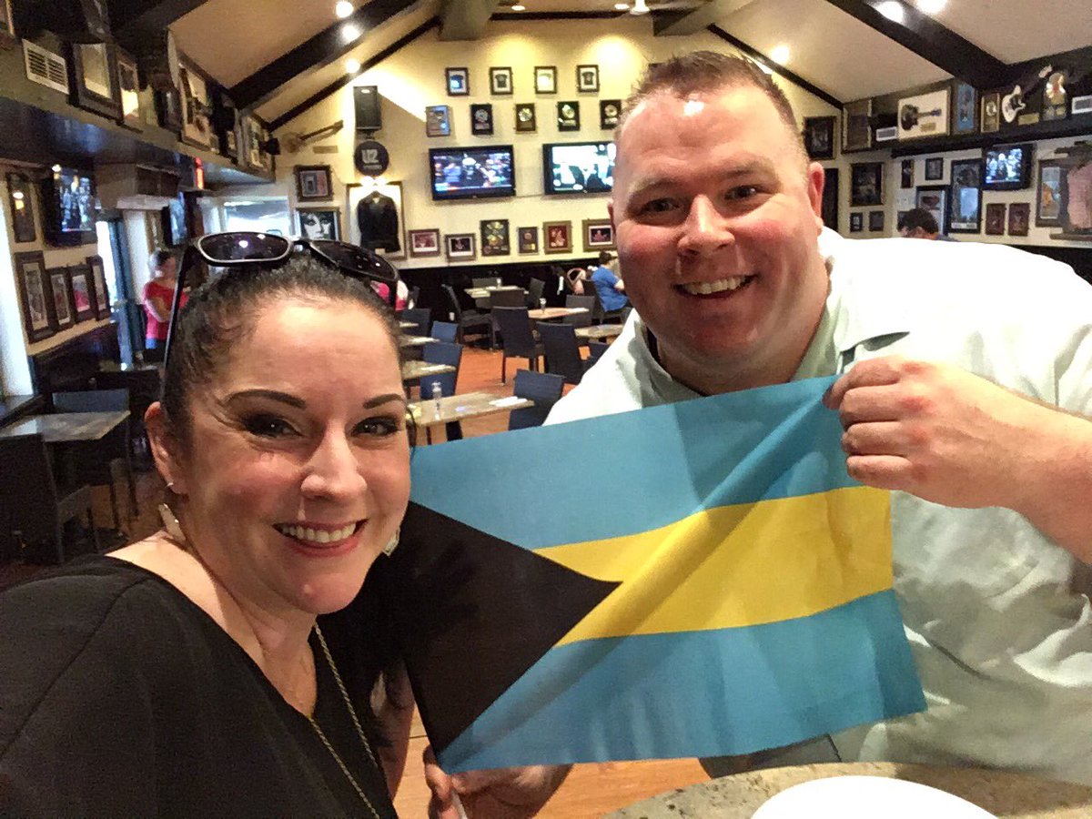 1scottcarson's tweet photo. For our friends freezing their asses off, it’s a rainy 80 degree day in the Bahamas and Steph and I are “suffering” in shorts and flip flops. We’ll have some conch fritters and some Mai Tai’s for you! #bahamas @hardrocknassau242 #maitai #weclosenotes #travel #vacation https://t.co/KA9Hml2d4E