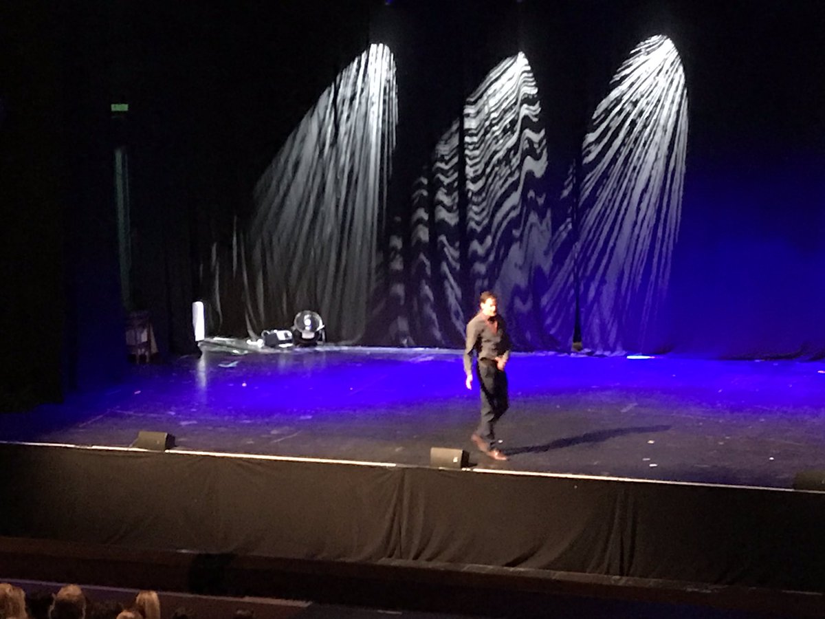 Laura White tweet media