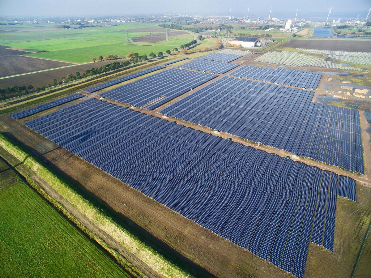 Holland is famous for windmills, clogs and tulips. Soon it may be able to add solar panels to that list. In just the past year its rocking solar industry grew a massive 50%. Anyone for a solar panel fridge magnet?

bit.ly/2RgXFEx