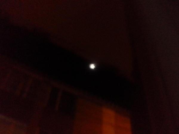 La foto del eclipse.
Expectativa / Realidad.