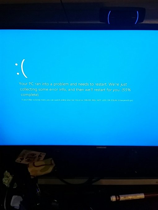 Computer crashed be back soon guys https://t.co/Isl4H0yYkA