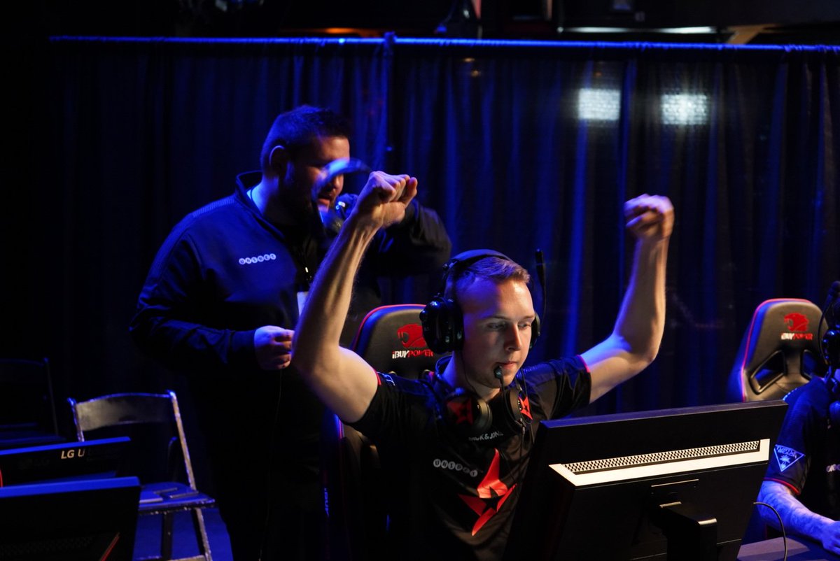 AstralisCS's tweet image. 2-0! 

Grand Final vs. @TeamLiquid ASAP 💥

#IBPMasters #ToTheStars ✨
