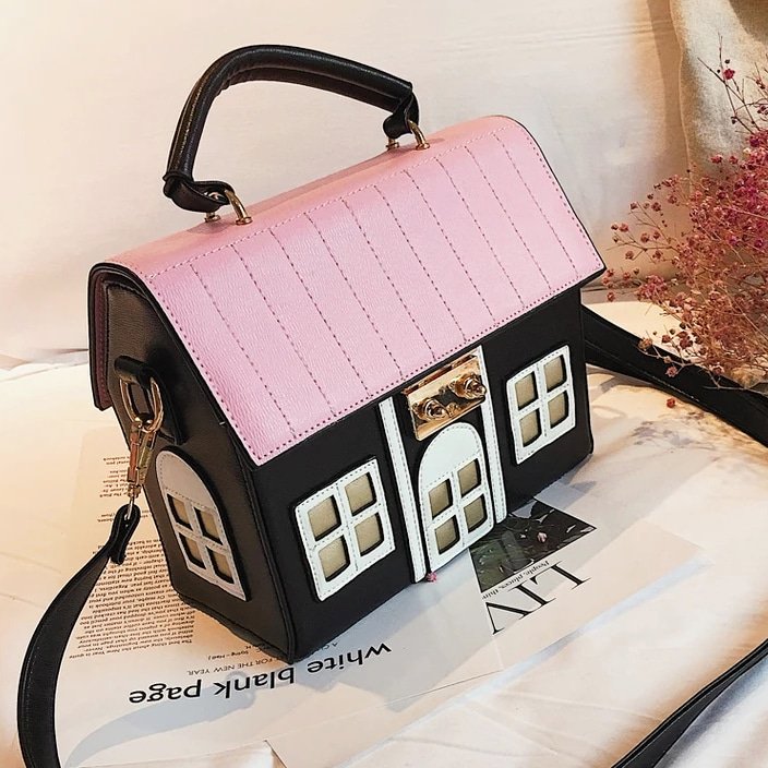 TCloset5's tweet photo. The Hut Bag🏠
https://t.co/8dlQWoMw6I
.
.
#tc5clothingco #tc5bags #ootdStyle #OOTD https://t.co/hL7hBi4n0k