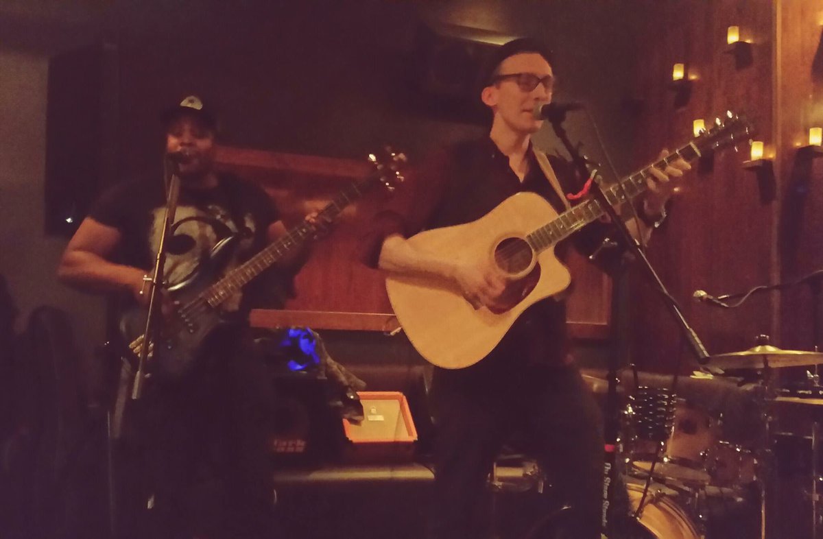 Bryanhansenband's tweet photo. Jammin last night! #bryanhansenband #bryanhansen #willblakey #duo #music #musicians #guitar #bass #acoustic #newjersey #retweet https://t.co/2tedxOCgpz