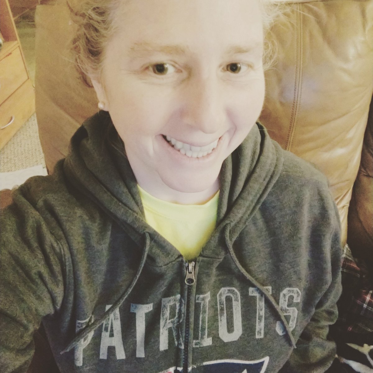 angedevine's tweet photo. Let's go Pats! #PatriotsNation #GoPats #Patriots #AFCChampionship https://t.co/VkGRYoKFAB