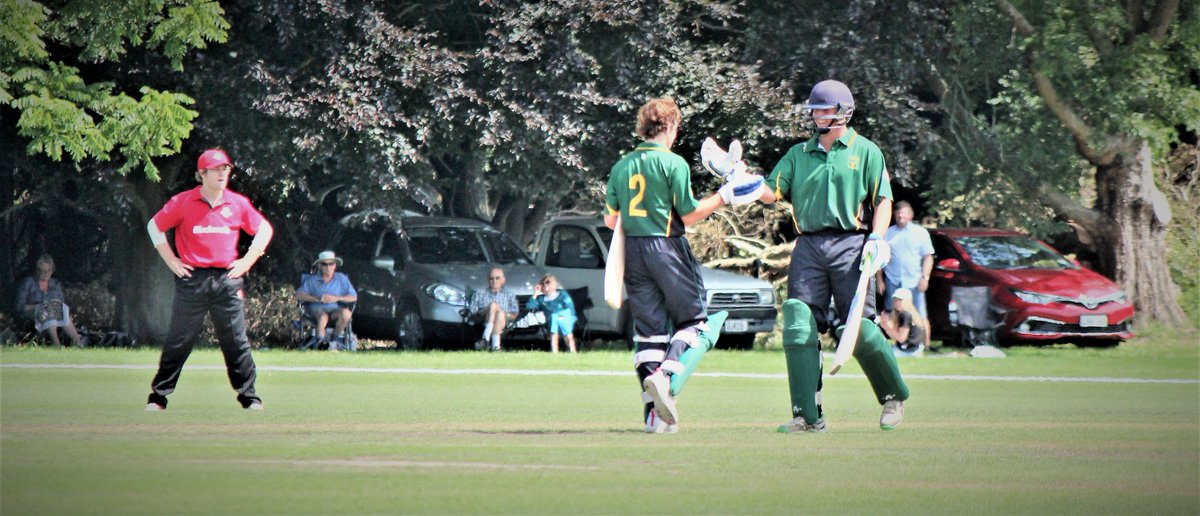 CDCricket's tweet photo. #CDU17 251/4 after 38 overs, Sam Ferguson backing up with a fine 144 today after 200* yesterday ๐ฎ
Will Clark & Finn Restieaux to push on, LIVE: https://t.co/tHhdKcqLfM
#U17Nationals https://t.co/xrV8yfDT7l