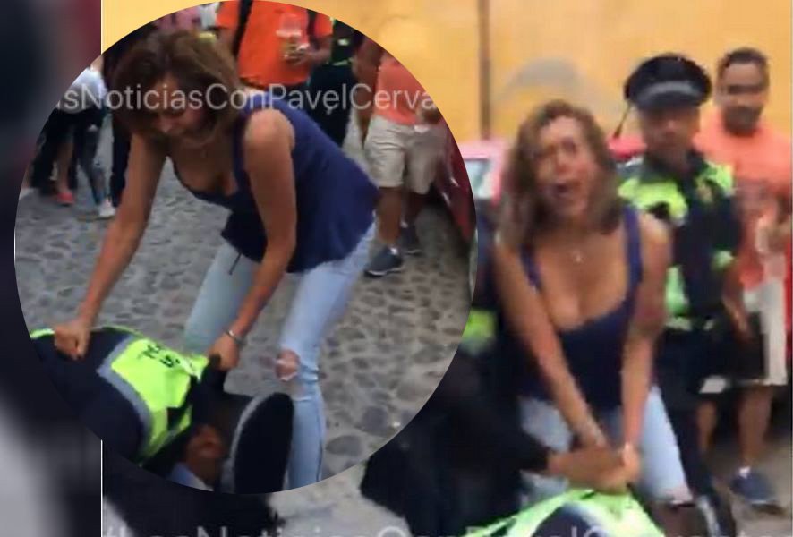 ElNopalTimes's tweet photo. @qtf Quien estaba preocupado de encontrarla en su camino fue el Policía Vial de San Miguel de Allende al que le puso una chinga, señora. Los demás son fifís mamadores que sienten que perderán sus privilegios. https://t.co/JFkcfTQC8I
