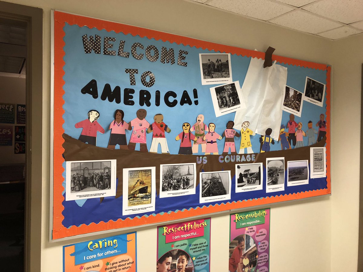 atlhummingbird's tweet photo. Beautiful board highlighting @SEL_APS and academic integration @APSGardenHills. #SELreads @PrejeanHarris https://t.co/UsNYwkCfmU