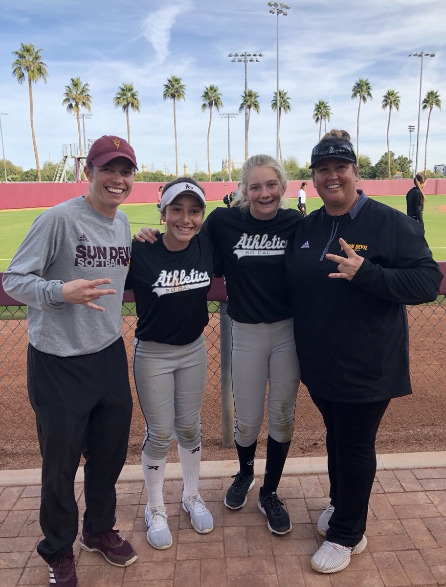 SCA14U's tweet image. Baylie Kakallis (2022) and Paige Hayward (2023) at the Arizona State Camp this weekend. Special thanks to ASU Softball Coaches Trisha Ford and Carly Wynn! @ASUSoftball