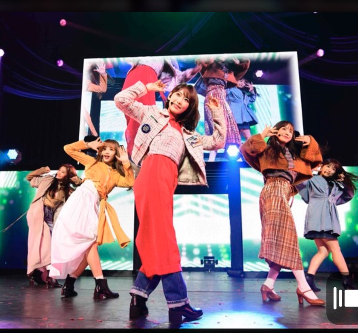 Mmt V Twitter そして忘れられない 私服風衣装のダサさ ね 日本活動担当スタイリスト 仕事して Staff Izone Izone Japanshop Mmt V Twitter そして忘れられない 私服風衣装のダサさ ね 日本活動担当スタイリスト 仕事して Staff Izone Izone Japanshop