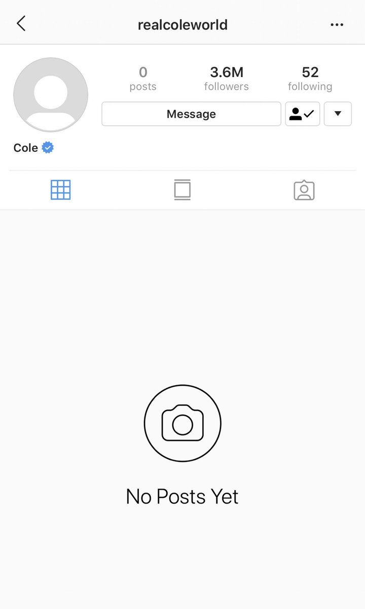 RapDirect_'s tweet image. J. Cole deleted all of his posts on Instagram 👀
