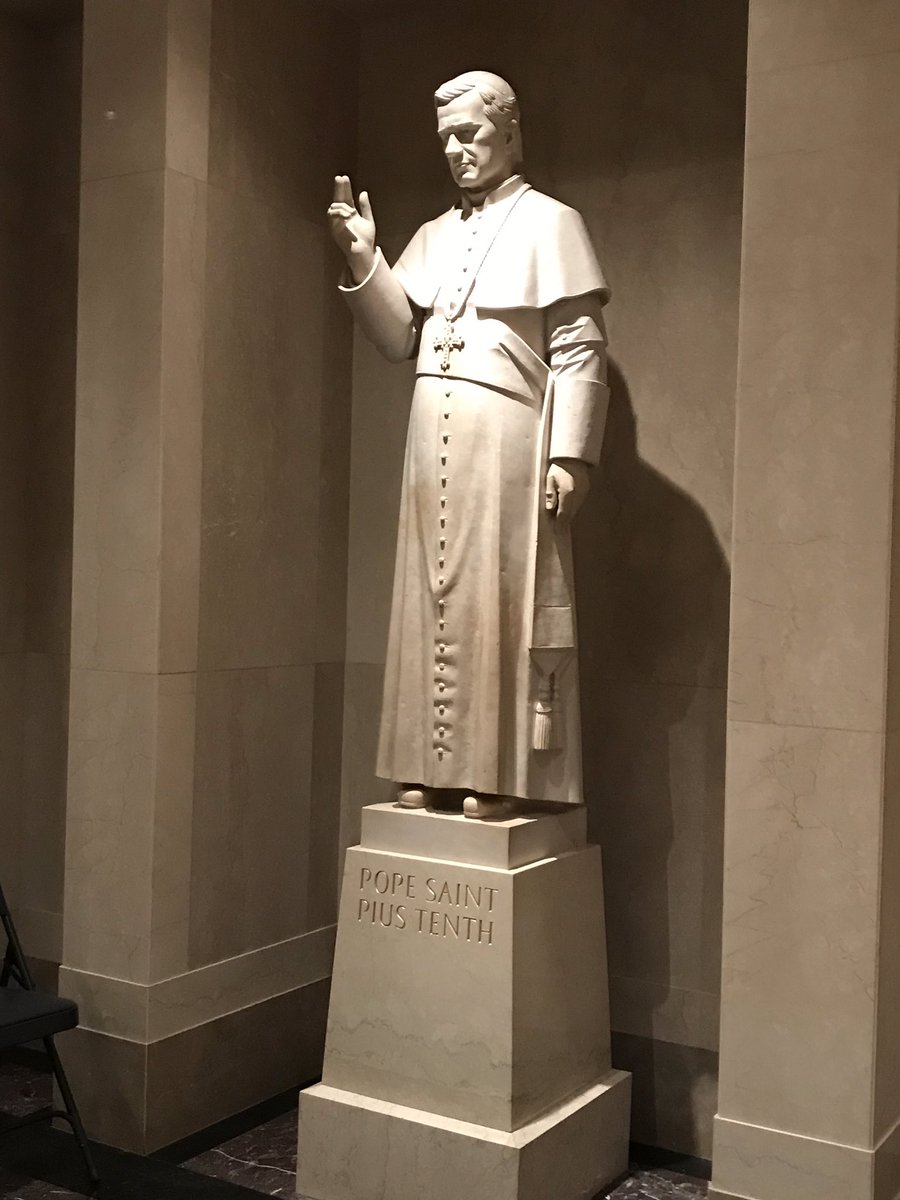 victakacs's tweet image. @StPiusX students visited the Chapel of our school’s namesake, Pope St. Pius X today at the Basilica of the National Shrine of the Immaculate Conception on the campus of The Catholic University of America as part of their week long @CloseUp_DC trip. #PanthersInDC