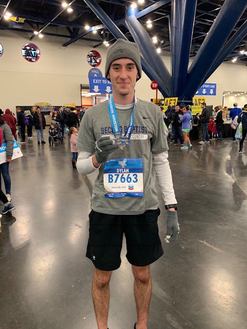 SBS_Athletics's tweet image. Congrats to Senior Dylan Sanders on his run this morning at the Houston Marathon! 
#SBSweareONE