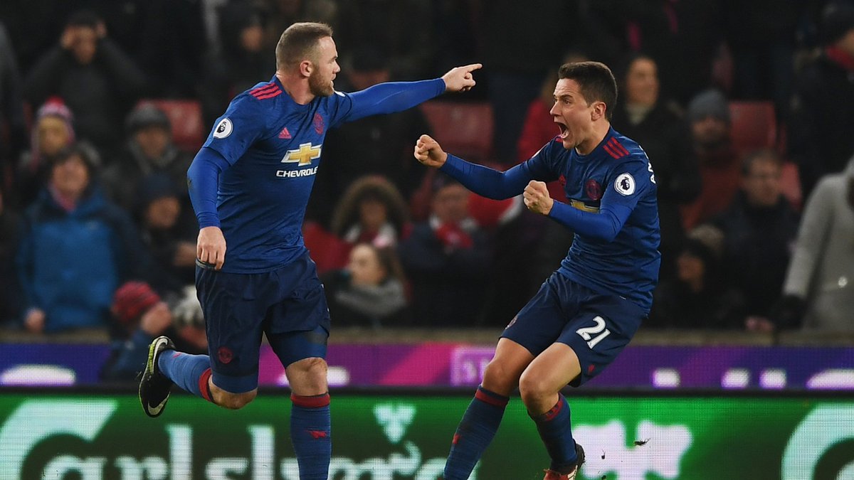 #OnThisDay in 2017, @WayneRooney scored his 250th Manchester United goal, overtaking @SirBobby and becoming the club's all-time record goalscorer with a last minute equaliser from a free-kick vs Stoke City. Fitting. #mufc #scfc