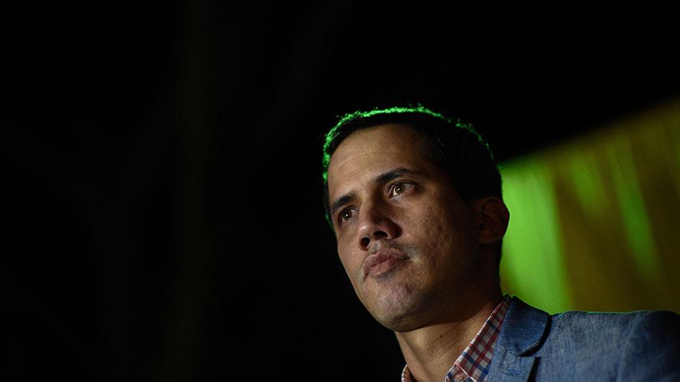 uspoliticsanglr's tweet photo. #Venezuelas opposition leader says hes in talks with military officials to #oust #Maduro https://t.co/1OzDn76HJE https://t.co/vfl1M0dlNz