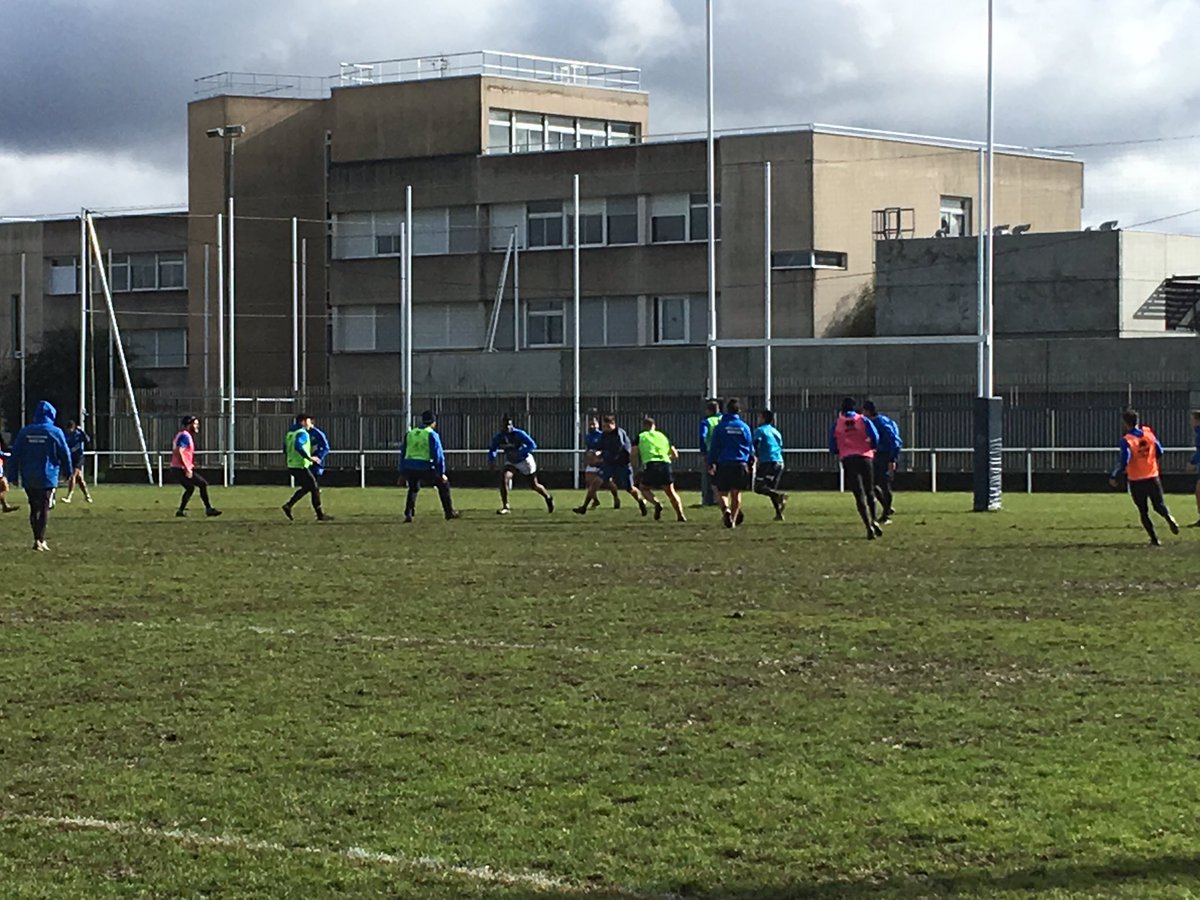 TOXIII's tweet photo. Les 🔵⚪️ sont de retour à l’entraînement et préparent le premier match de la saison de Championship à Leigh ce dimanche 💪🙂
#TOgether #AllezTO https://t.co/GGbNzAsc6d