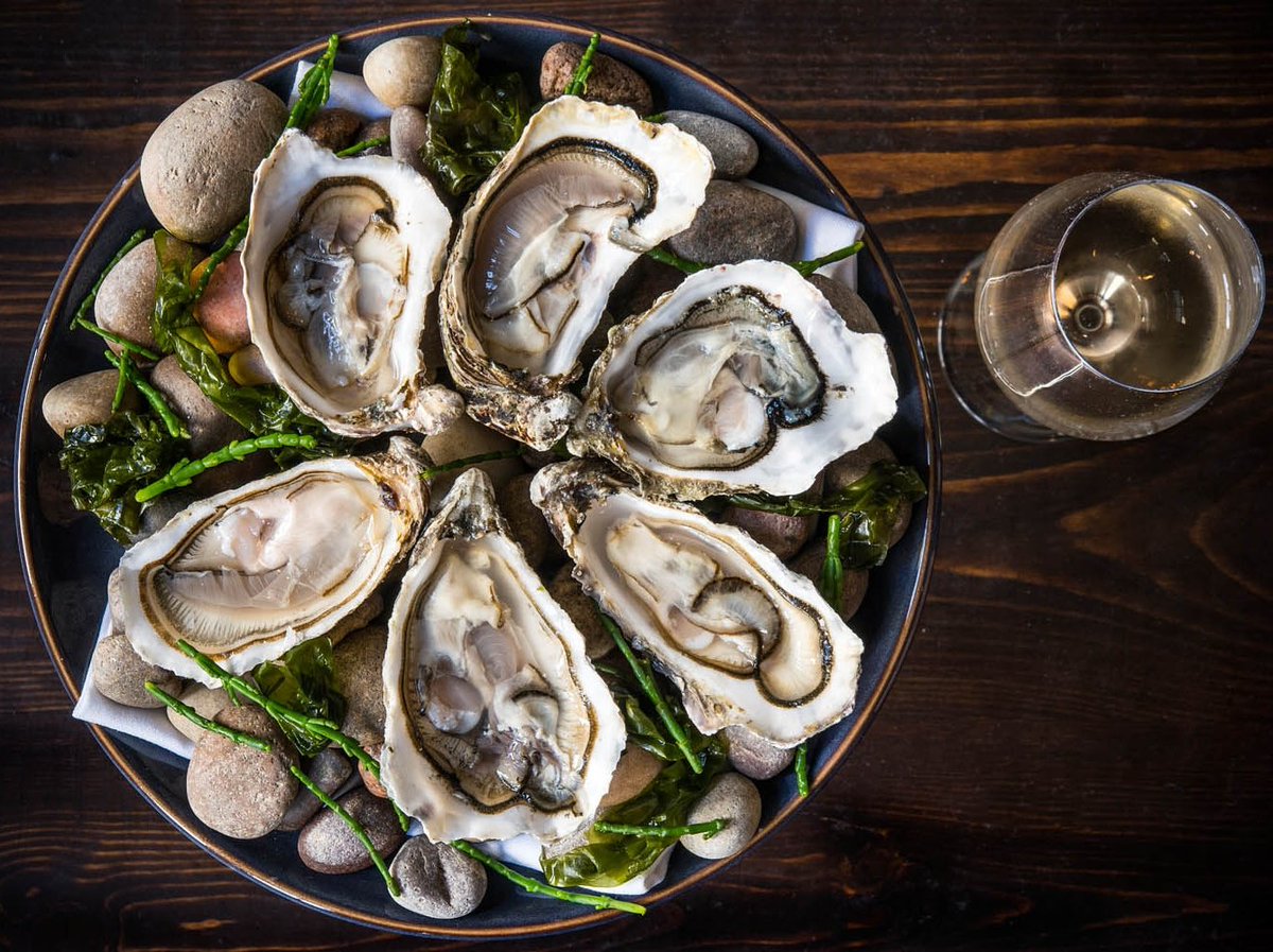 Start your week on a high with our mouthwatering #Maldon rock #oysters at Cabotte!