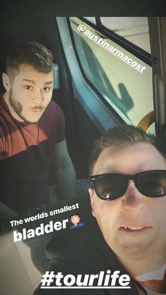 AaronBarker14's tweet image. 🤦🏻‍♂️🤦🏻‍♂️🤦🏻‍♂️ @austinarmacost #smallbladder #notenoughbottles #tourlife