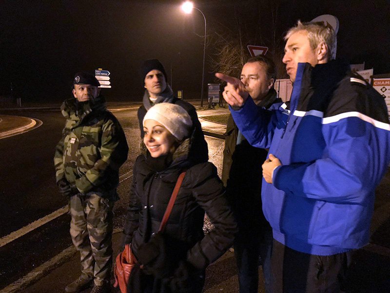 IHEDN's tweet photo. Le 25 janvier, les auditeurs de la 71e #SN_POLDEF et de la 55e #SN_AED de l'@IHEDN poursuivent les contacts avec les forces armées françaises en allant à la rencontre de la @Gendarmerie.
https://t.co/UrXjafjJE4 https://t.co/osEbd8t9DR
