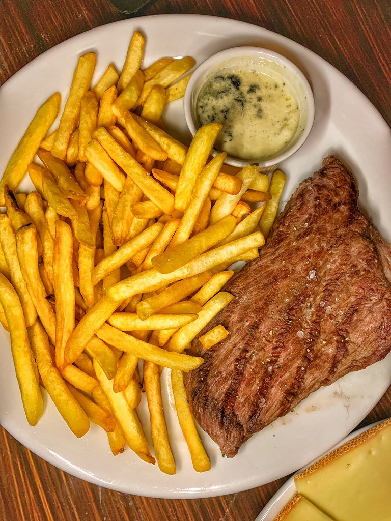 Popped along to <a href="/guinguette_uk/">La Guinguette Bristol 🇫🇷</a> last week &amp; really enjoyed it! A cosy, rustic restaurant with honest, home cooked food &amp; a brilliant selection of wines. The raclette was great for sharing &amp; the steak &amp; frites also classic comfort. Could easily while away an evening here 🍷🧀